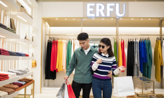 Why Choosing Hand-Knitted Fashion Matters: Creativity, Quality & Sustainability Why Choosing Hand-Knitted Fashion Matters: Creativity, Quality & Sustainability