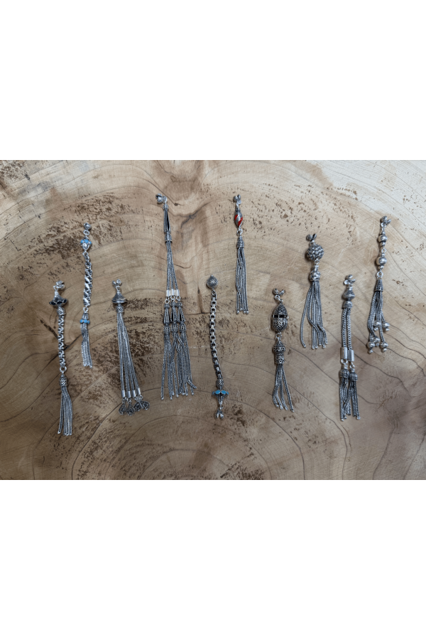Einzigartige Gebetsperlen-Quasten aus Feinsilber – Handgefertigte Tasbih-Komponenten (Limitierte Stücke)